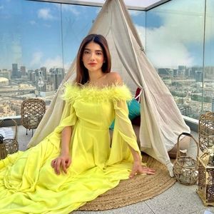 Meet your Posher, Farah